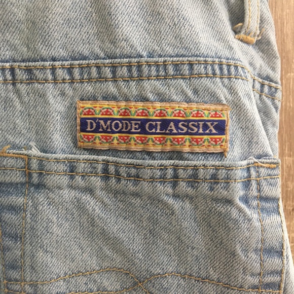 Vintage D’Mode Classix Jeans with Floral Embroidery Size 9/10 - Picture 2 of 5
